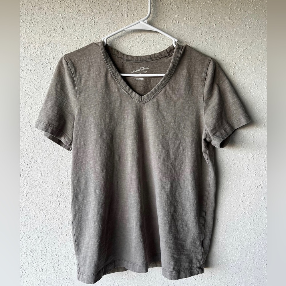 Women’s V-neck